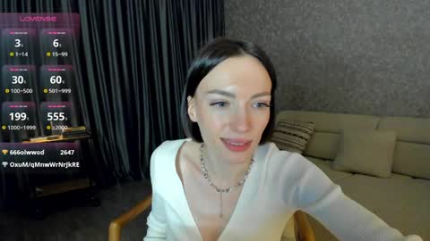 Leya online show from April 3, 4:05 pm