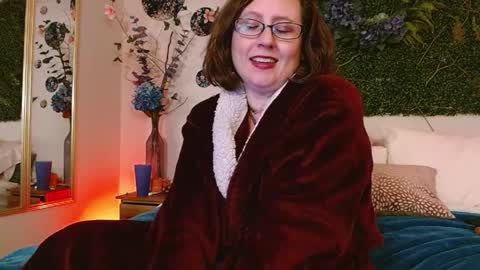  Call me Fern  online show from March 29, 2:21 am