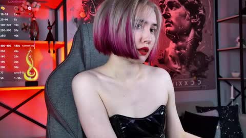 Rey online show from May 26, 5:45 pm