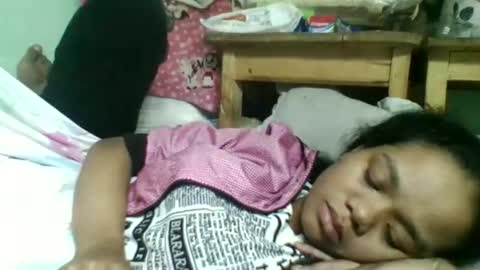 fetranialdy online show from December 20, 9:24 am