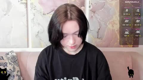 fiamoory online show from May 24, 1:37 am