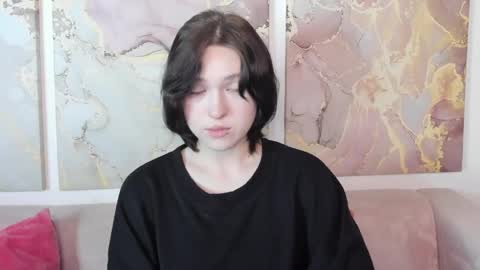 fiamoory online show from May 9, 8:16 am