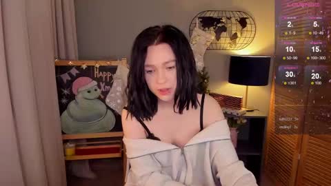 fiamoory online show from December 22, 1:33 am