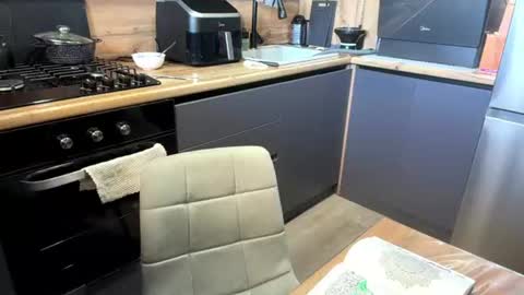 Eva online show from June 19, 9:24 am