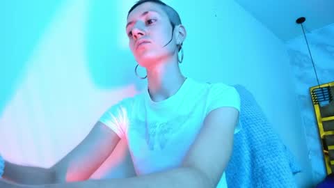   online show from May 8, 12:30 pm