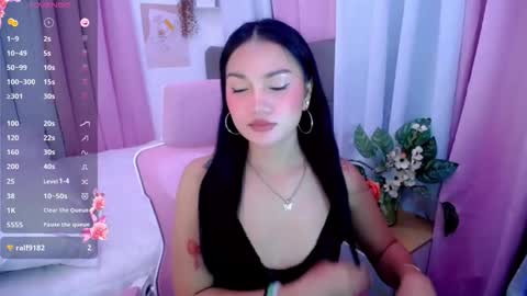 BELLA  online show from May 29, 6:39 pm
