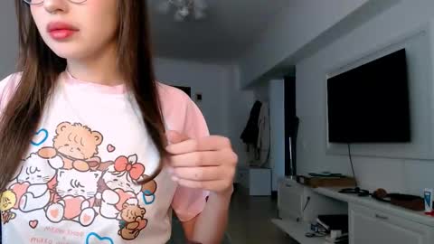 filliana online show from February 3, 9:14 am