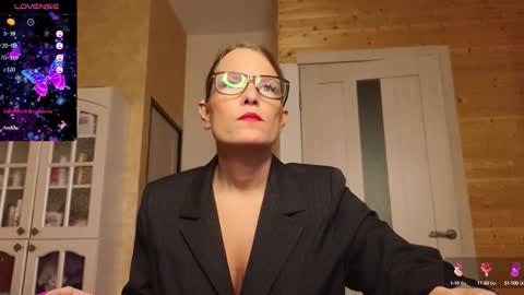 Lady online show from October 10, 11:48 am