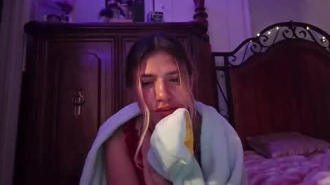 findombratty online show from April 9, 6:19 am