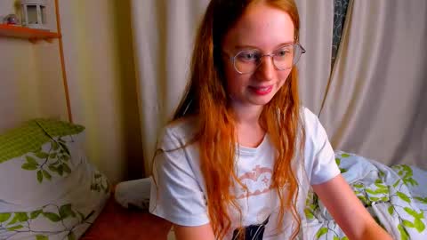 fire_luna online show from November 20, 5:58 pm