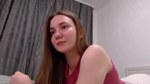 fireflies_fly_ online show from November 2, 7:50 pm