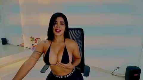 fitnessmommyy online show from October 1, 5:51 pm