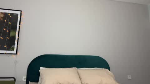 Eva online show from November 29, 3:32 am