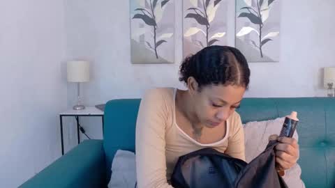 Flavia online show from March 22, 12:22 pm