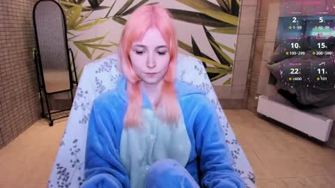 FlexiMona online show from May 23, 8:45 am