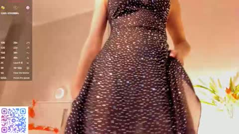 Doloras online show from December 5, 1:23 pm