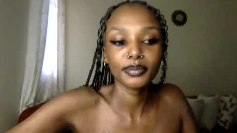 sheery online show from May 29, 5:27 am