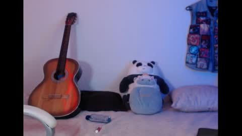 flor3citarockera online show from May 16, 6:29 pm