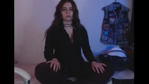 flor3citarockera online show from May 20, 3:31 pm