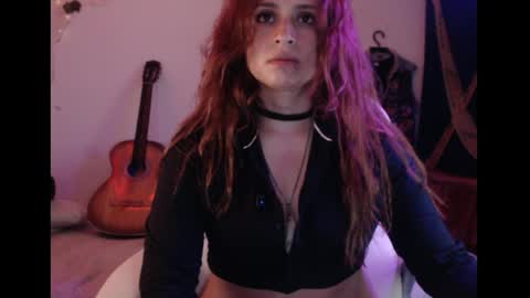 flor3citarockera online show from May 26, 1:54 pm