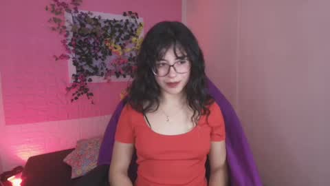 flora_blue online show from September 21, 6:50 pm