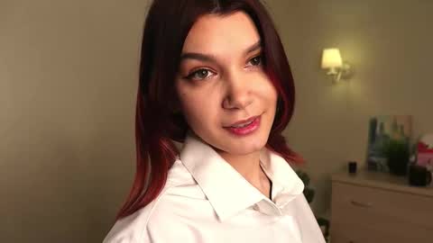 Yasmin online show from October 30, 7:15 pm