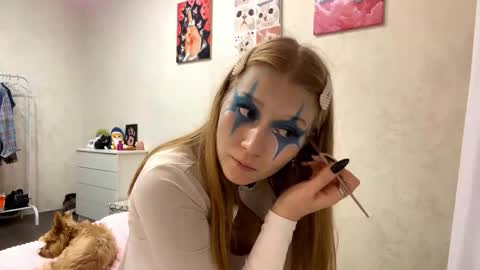 May online show from September 27, 3:41 pm