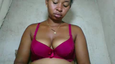 florencia011 online show from May 11, 5:43 pm