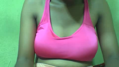 florine592953 online show from January 19, 1:18 pm