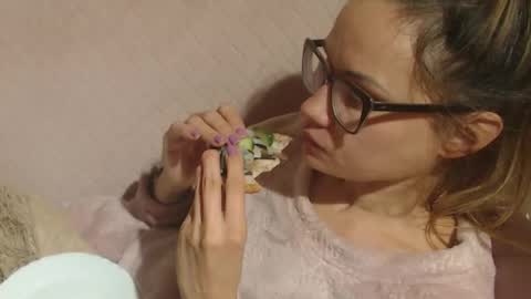 say meow and send tip  online show from October 30, 7:26 pm