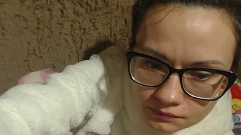Snapshot of flowercandydoll chatting on January 29, 12:43 am say meow and send tip online show from January 29, 12:43 am