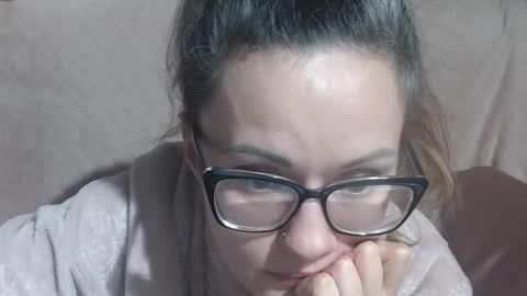 say meow and send tip  online show from February 7, 4:11 pm