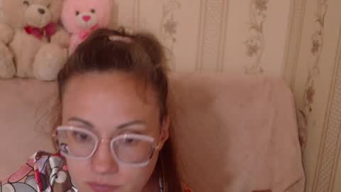 say meow and send tip  online show from May 13, 3:51 pm