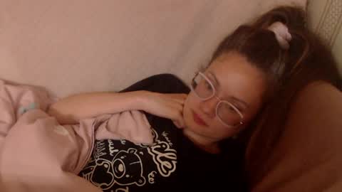 say meow and send tip  online show from May 15, 3:04 pm