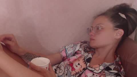 say meow and send tip  online show from May 24, 7:51 am