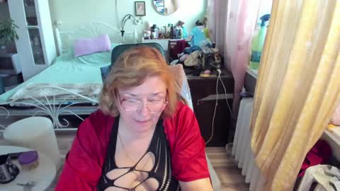 Flowerlower online show from May 12, 5:08 pm