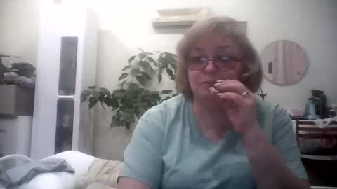 Flowerlower online show from January 27, 2:02 pm
