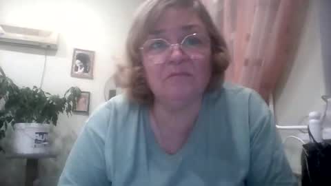 Flowerlower online show from January 22, 3:07 pm