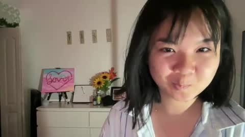 flowerlvr online show from February 20, 1:03 am