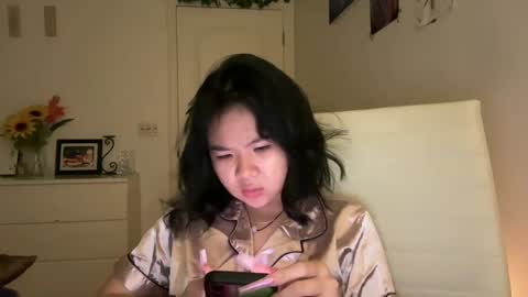 flowerlvr online show from February 2, 1:02 am
