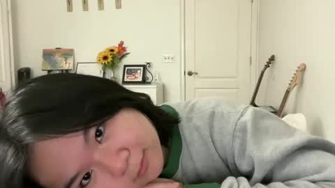 flowerlvr online show from January 18, 4:48 am