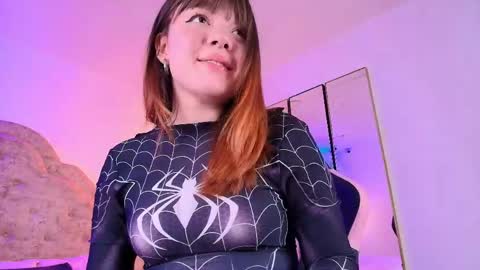  FLUFFY BUBBLE  online show from May 23, 4:44 am