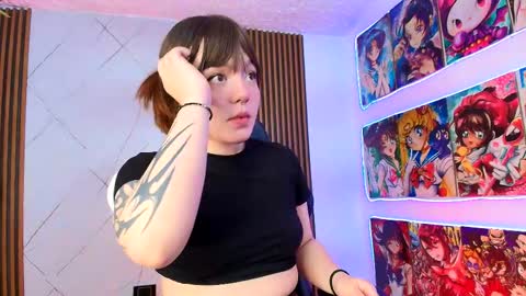  FLUFFY BUBBLE  online show from May 10, 4:36 am