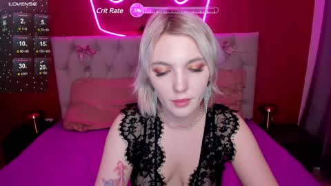 Monica online show from December 6, 1:29 am