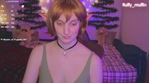 Snapshot of fluffy_muffin3 chatting on December 13, 8:04 pm Agatha online show from December 13, 8:04 pm