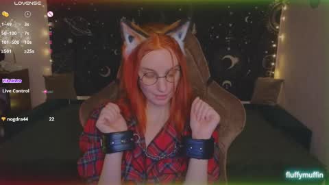 Snapshot of fluffy_muffin3 chatting on February 8, 6:55 pm Agatha online show from February 8, 6:55 pm