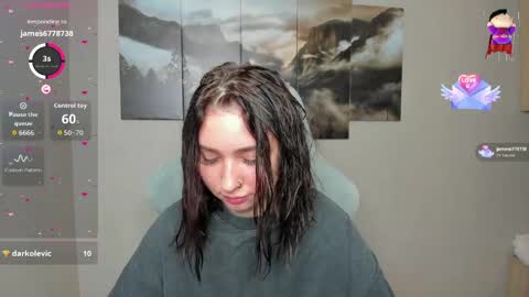 Lina online show from May 13, 1:00 am