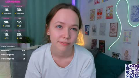 Polly online show from February 3, 7:40 am