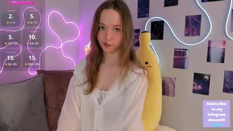 Polly online show from February 24, 4:15 pm