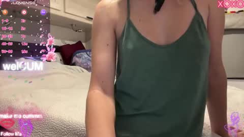 Elaine online show from February 15, 3:44 pm